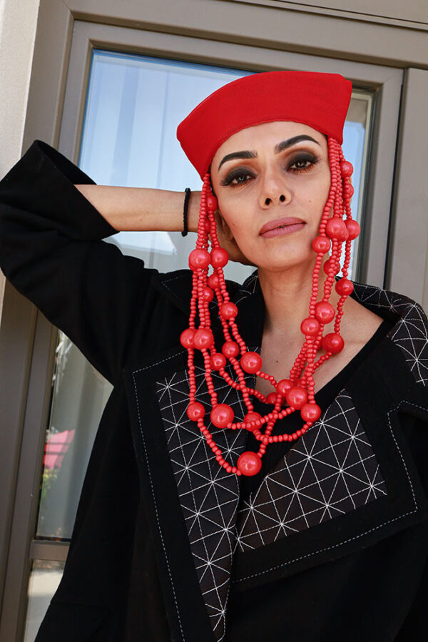 Headdress Chilce with beads - Image 2